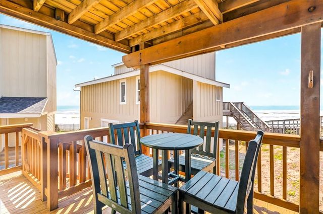 6871 State Highway 361 16, Port Aransas, TX 78373