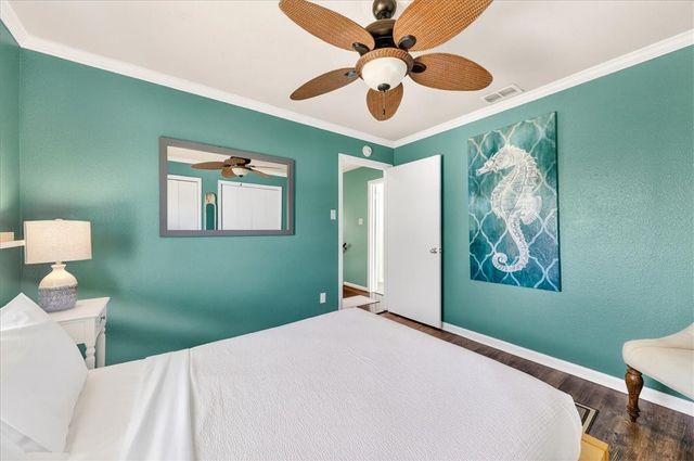 6871 State Highway 361 16, Port Aransas, TX 78373