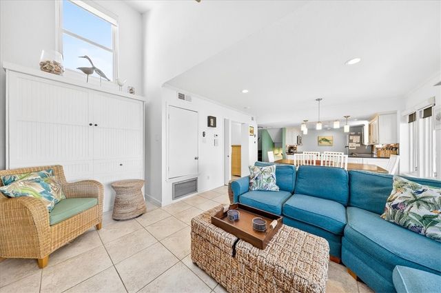6871 State Highway 361 16, Port Aransas, TX 78373