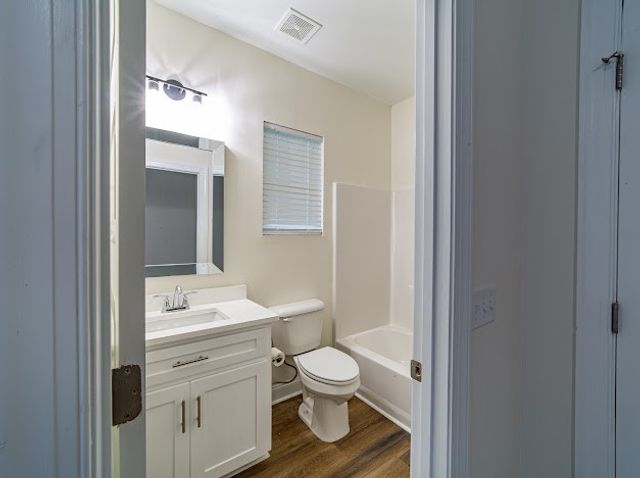 318 Palm Street, St Simons Island, GA 31522