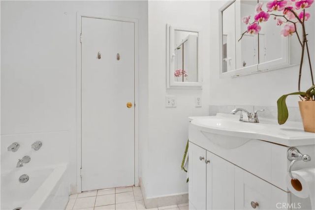 1735 N Fuller 224, Los Angeles, CA 90046