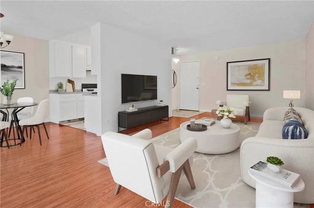 1735 N Fuller 224, Los Angeles, CA 90046