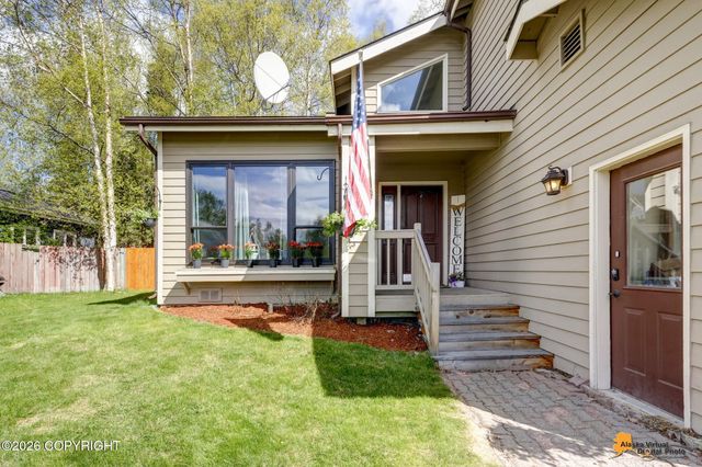 2400 Brook Hill Circle, Anchorage, AK 99516