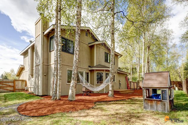 2400 Brook Hill Circle, Anchorage, AK 99516