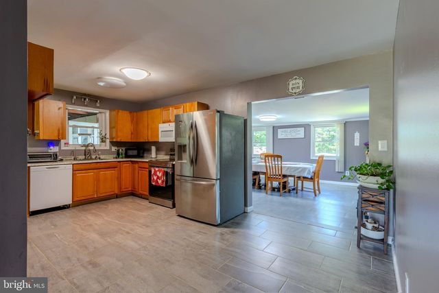 8418 MAPLEVILLE RD, Boonsboro, MD 21713