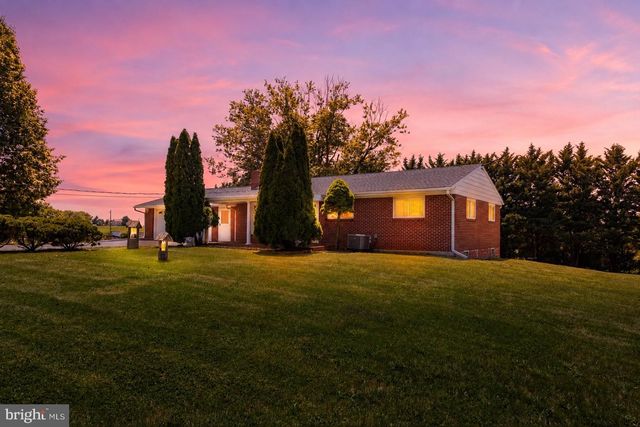 8418 MAPLEVILLE RD, Boonsboro, MD 21713
