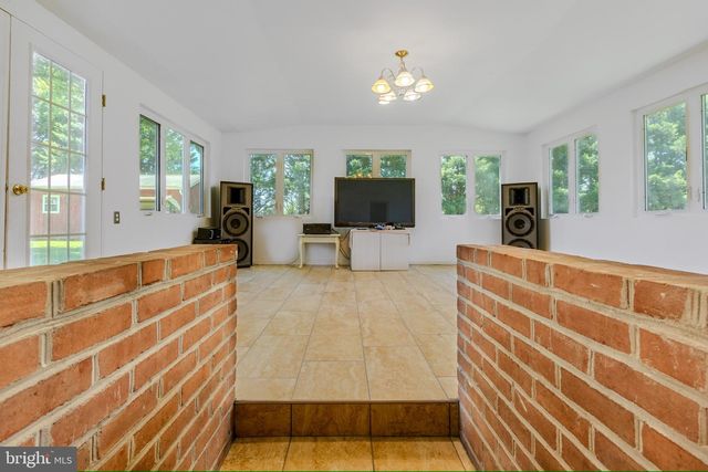 8418 MAPLEVILLE RD, Boonsboro, MD 21713