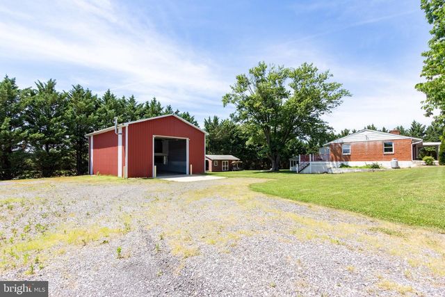 8418 MAPLEVILLE RD, Boonsboro, MD 21713