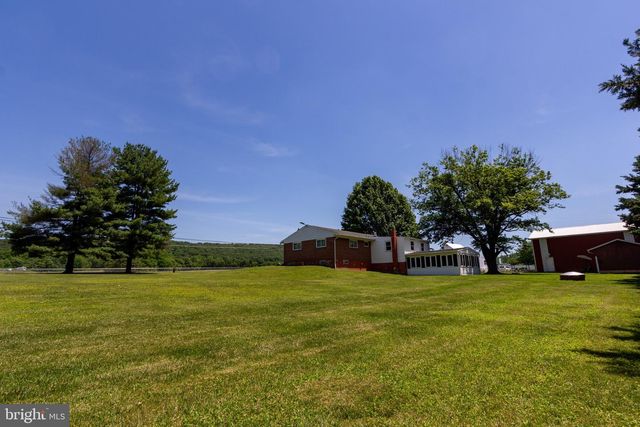 8418 MAPLEVILLE RD, Boonsboro, MD 21713