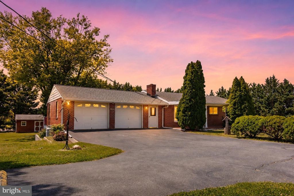 Image 1 of property listing at 8418 MAPLEVILLE RD, Boonsboro, MD 21713