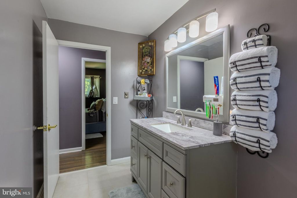 Image 25 of property listing at 8418 MAPLEVILLE RD, Boonsboro, MD 21713