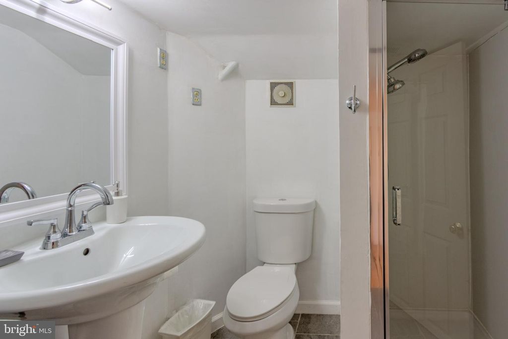 Image 31 of property listing at 8418 MAPLEVILLE RD, Boonsboro, MD 21713