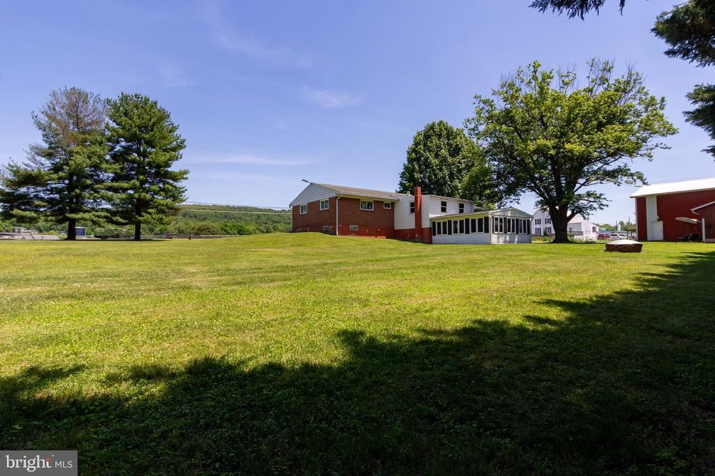 Image 48 of property listing at 8418 MAPLEVILLE RD, Boonsboro, MD 21713