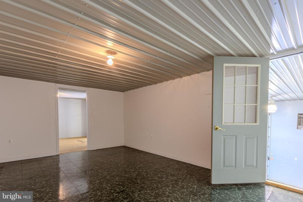 Image 58 of property listing at 8418 MAPLEVILLE RD, Boonsboro, MD 21713