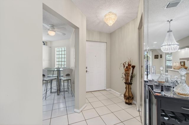 5133 Brisata Circle L, Boynton Beach, FL 33437