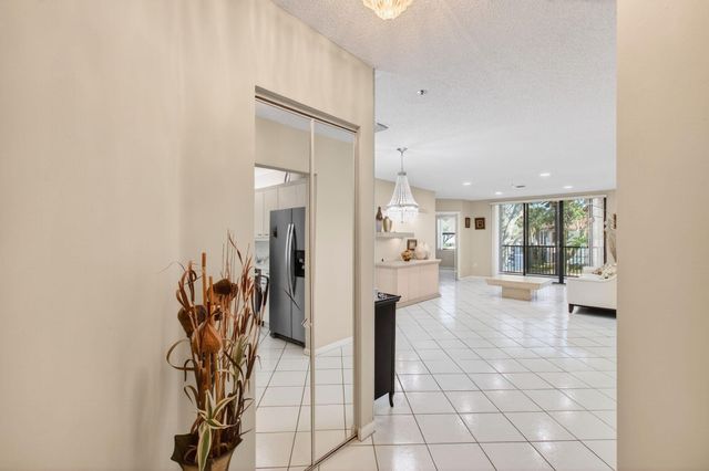 5133 Brisata Circle L, Boynton Beach, FL 33437