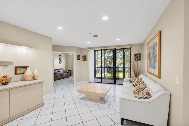 5133 Brisata Circle L, Boynton Beach, FL 33437