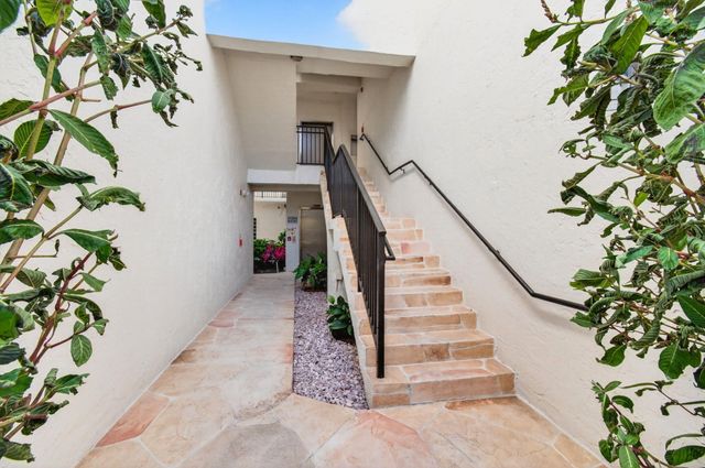 5133 Brisata Circle L, Boynton Beach, FL 33437