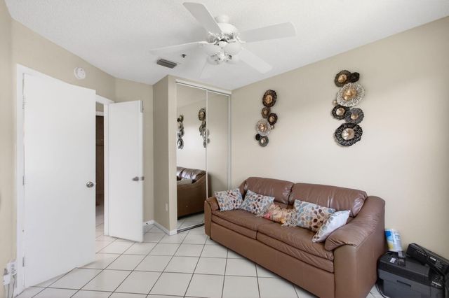 5133 Brisata Circle L, Boynton Beach, FL 33437