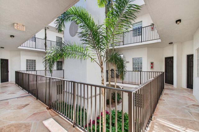 5133 Brisata Circle L, Boynton Beach, FL 33437