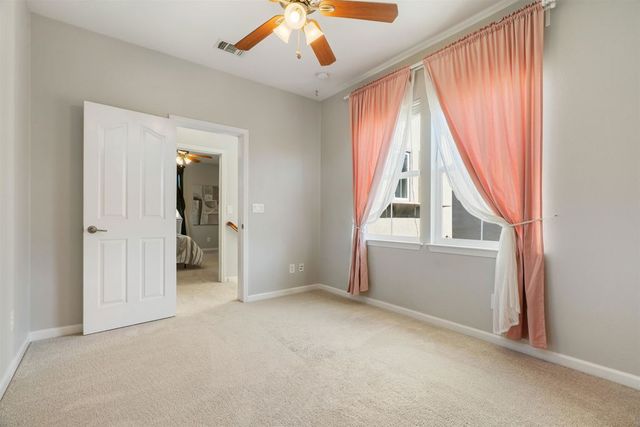 215 215 W Santa Cruz Way, Mountain House, CA 95391