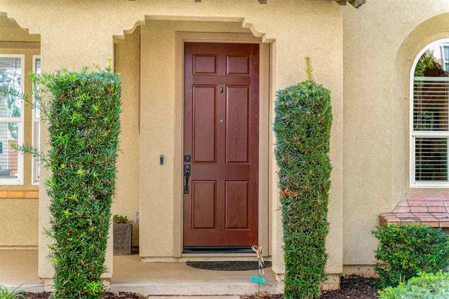 215 215 W Santa Cruz Way, Mountain House, CA 95391