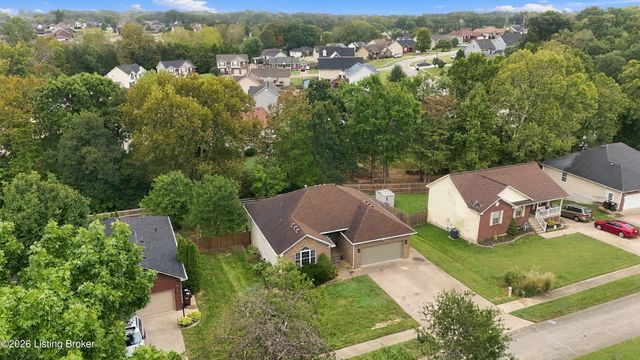 496 Simmons Ln, Mt Washington, KY 40047