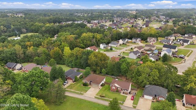 496 Simmons Ln, Mt Washington, KY 40047