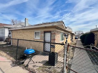 13827 S Halsted Street, Riverdale, IL 60827