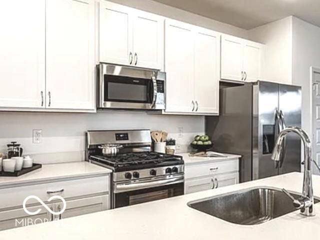 6556 Willow Way, Mccordsville, IN 46055