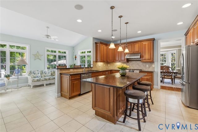 16007 Hidden Sedge Ct, Moseley, VA 23120