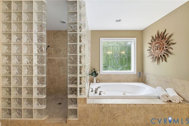 16007 Hidden Sedge Ct, Moseley, VA 23120
