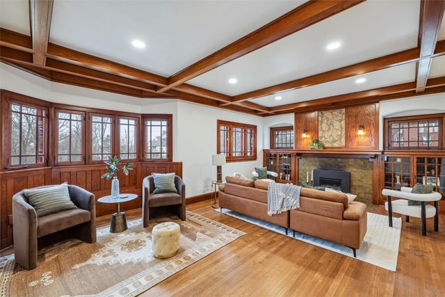 3507 11th Street, Des Moines, IA 50313