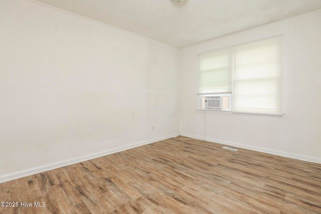 309-311 Starling Street, Jacksonville, NC 28540