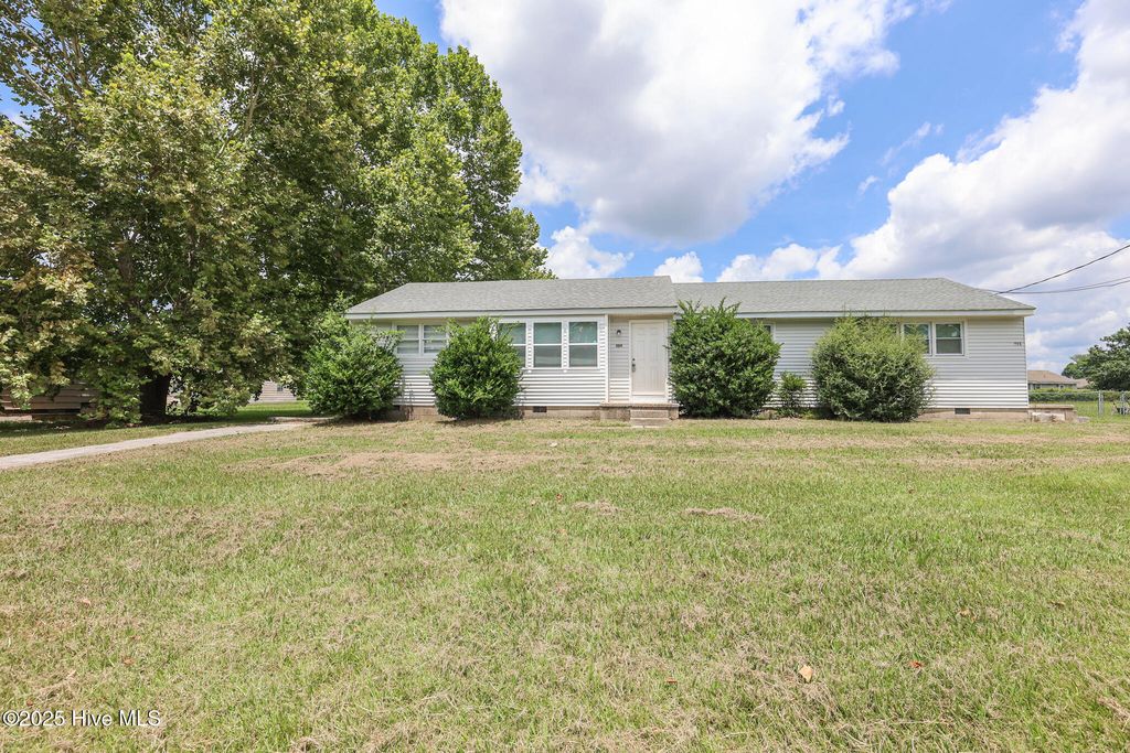 309-311 Starling Street, Jacksonville, NC 28540