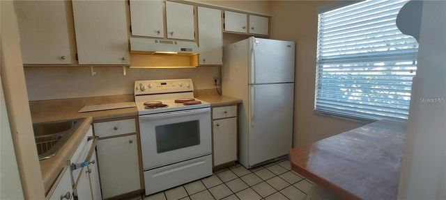 13850 OAKWOOD LANE, Seminole, FL 33776
