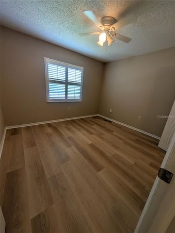 13850 OAKWOOD LANE, Seminole, FL 33776