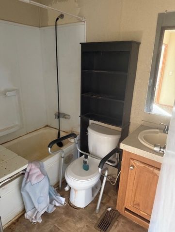 203 S Ridgeview Court, Azle, TX 76020