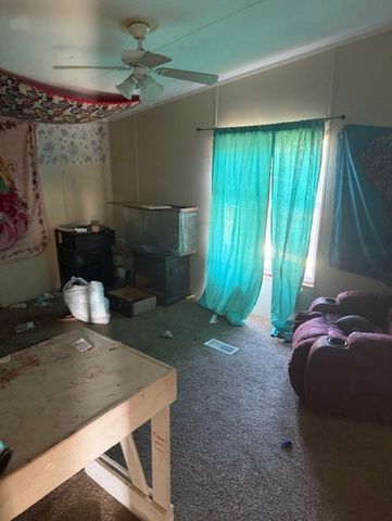 203 S Ridgeview Court, Azle, TX 76020