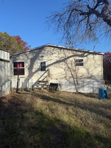 203 S Ridgeview Court, Azle, TX 76020