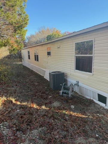 203 S Ridgeview Court, Azle, TX 76020