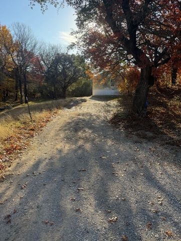 203 S Ridgeview Court, Azle, TX 76020