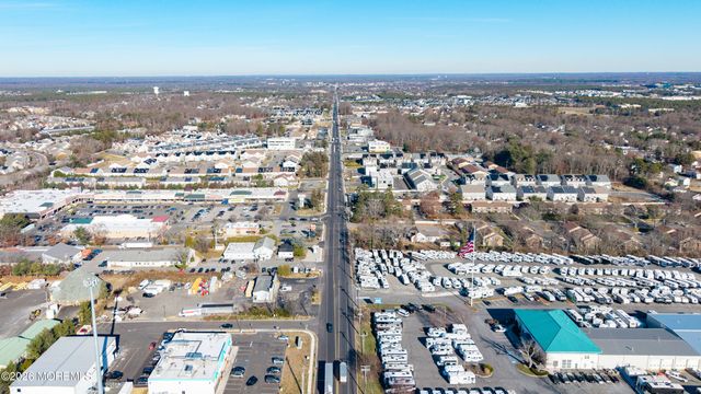 1339 River Avenue, Lakewood, NJ 08701