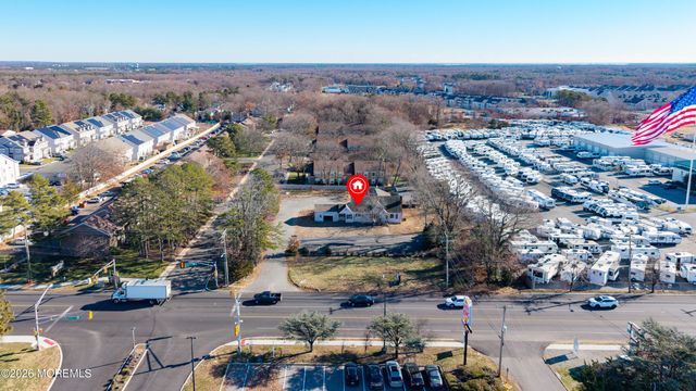 1339 River Avenue, Lakewood, NJ 08701