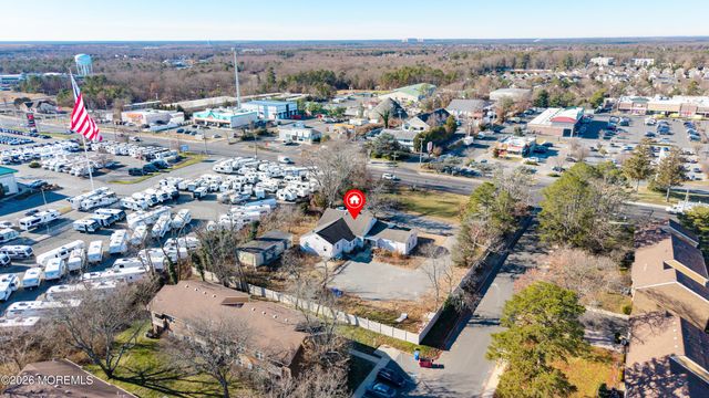 1339 River Avenue, Lakewood, NJ 08701