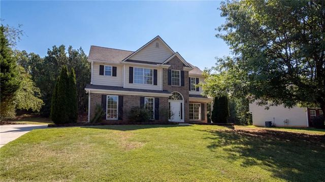 1668 Bennett Drive, Mcdonough, GA 30253