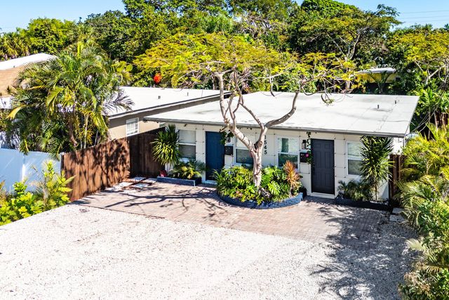 1545 NE 32nd Street 2, Oakland Park, FL 33334