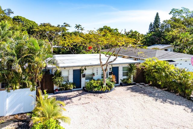 1545 NE 32nd Street 2, Oakland Park, FL 33334