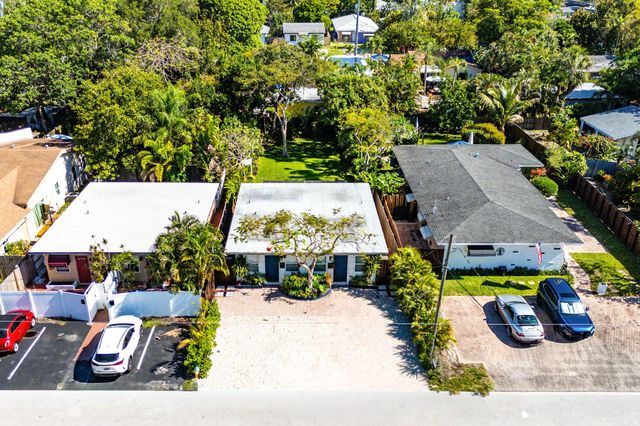 1545 NE 32nd Street 2, Oakland Park, FL 33334