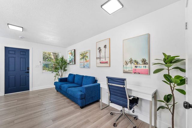 1545 NE 32nd Street 2, Oakland Park, FL 33334